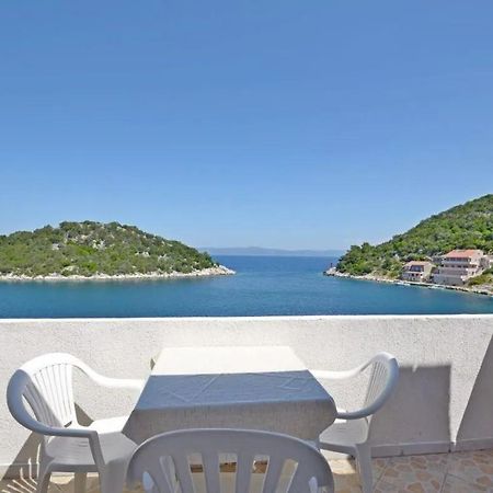 Apartments And Rooms Barbara Lastovo ภายนอก รูปภาพ