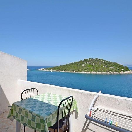 Apartments And Rooms Barbara Lastovo ภายนอก รูปภาพ
