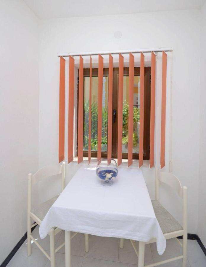 Apartments And Rooms Barbara Lastovo ภายนอก รูปภาพ