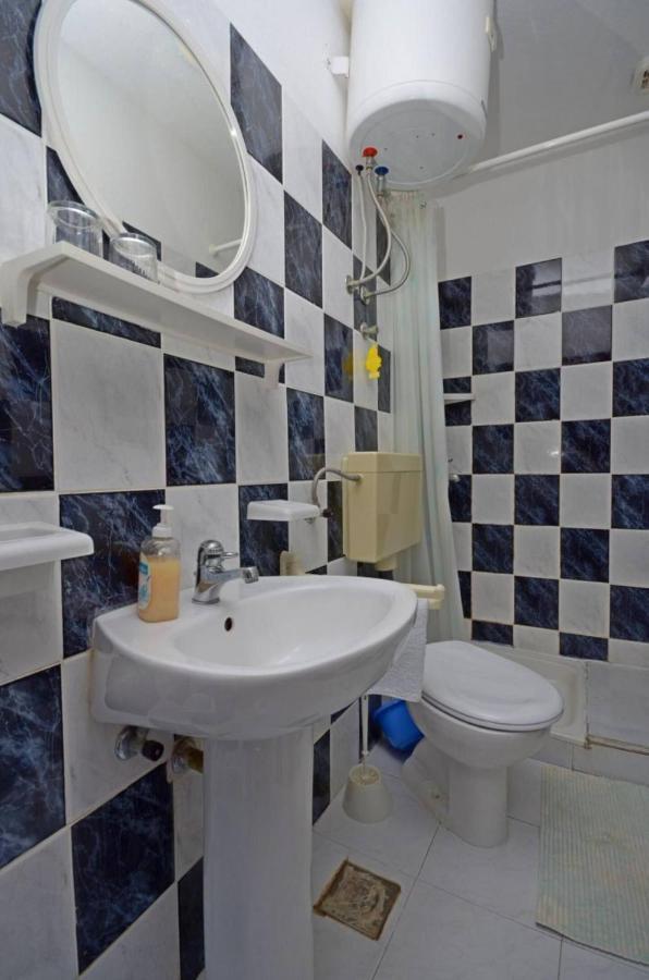 Apartments And Rooms Barbara Lastovo ภายนอก รูปภาพ