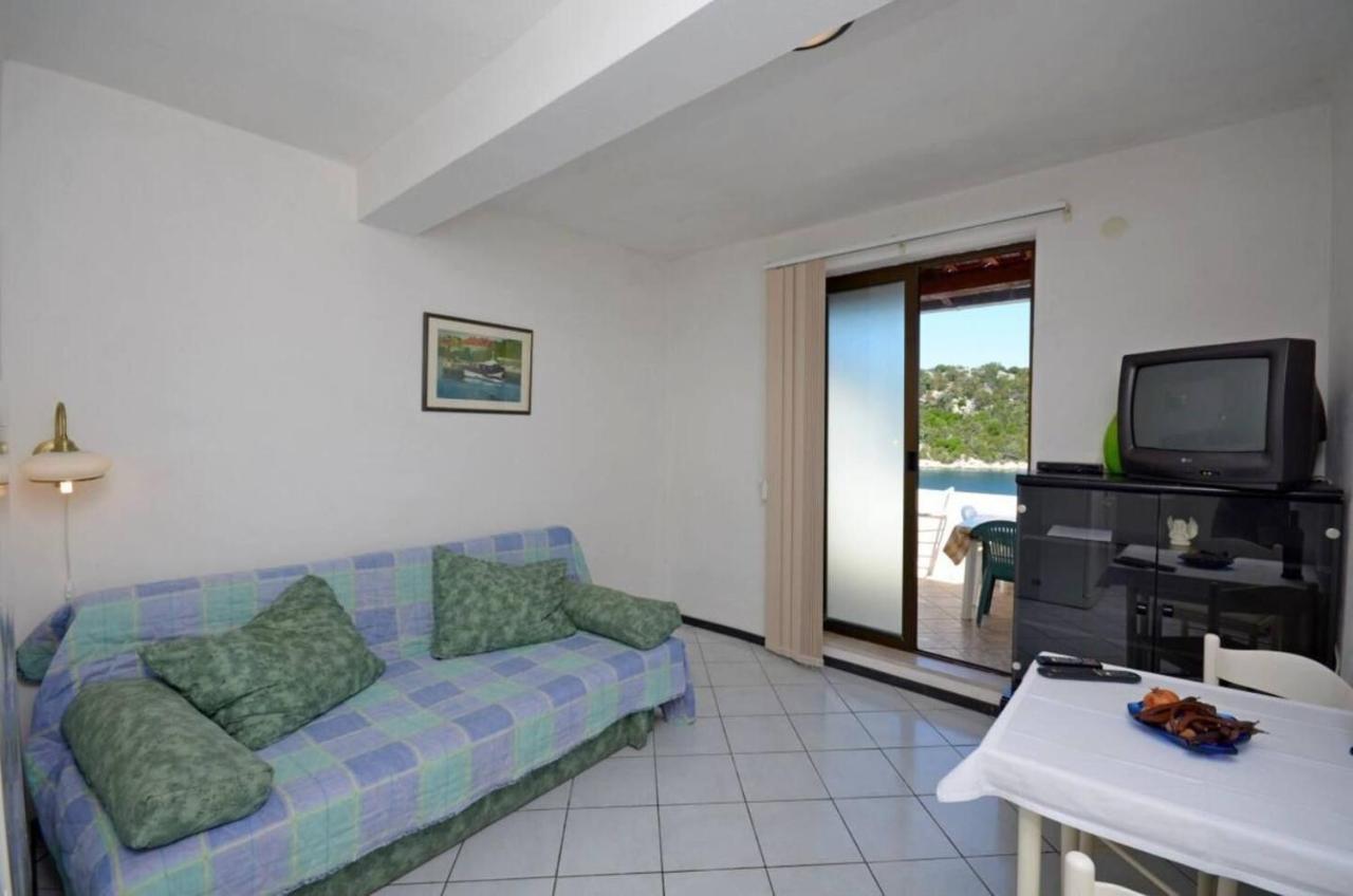 Apartments And Rooms Barbara Lastovo ภายนอก รูปภาพ